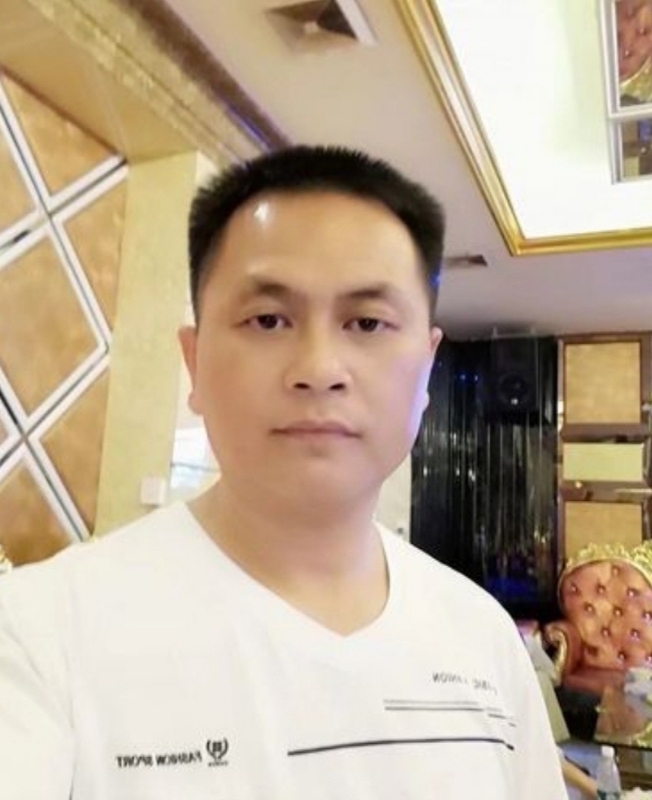 小梁的第一张照片--岑溪王婆说媒
